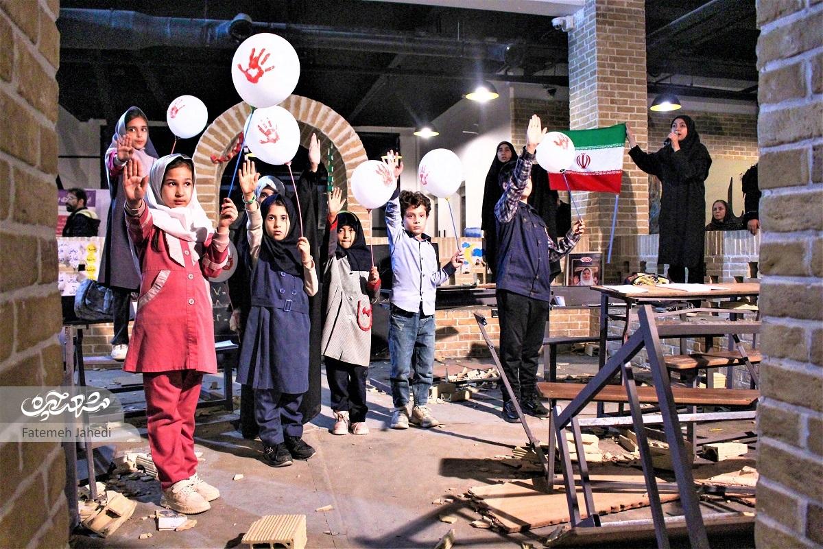 نقشآفرینی کودکان محله امامیه برای همدردی با دانشآموزان شهید نقشآفرینی کودکان محله امامیه برای همدردی با دانشآموزان شهید