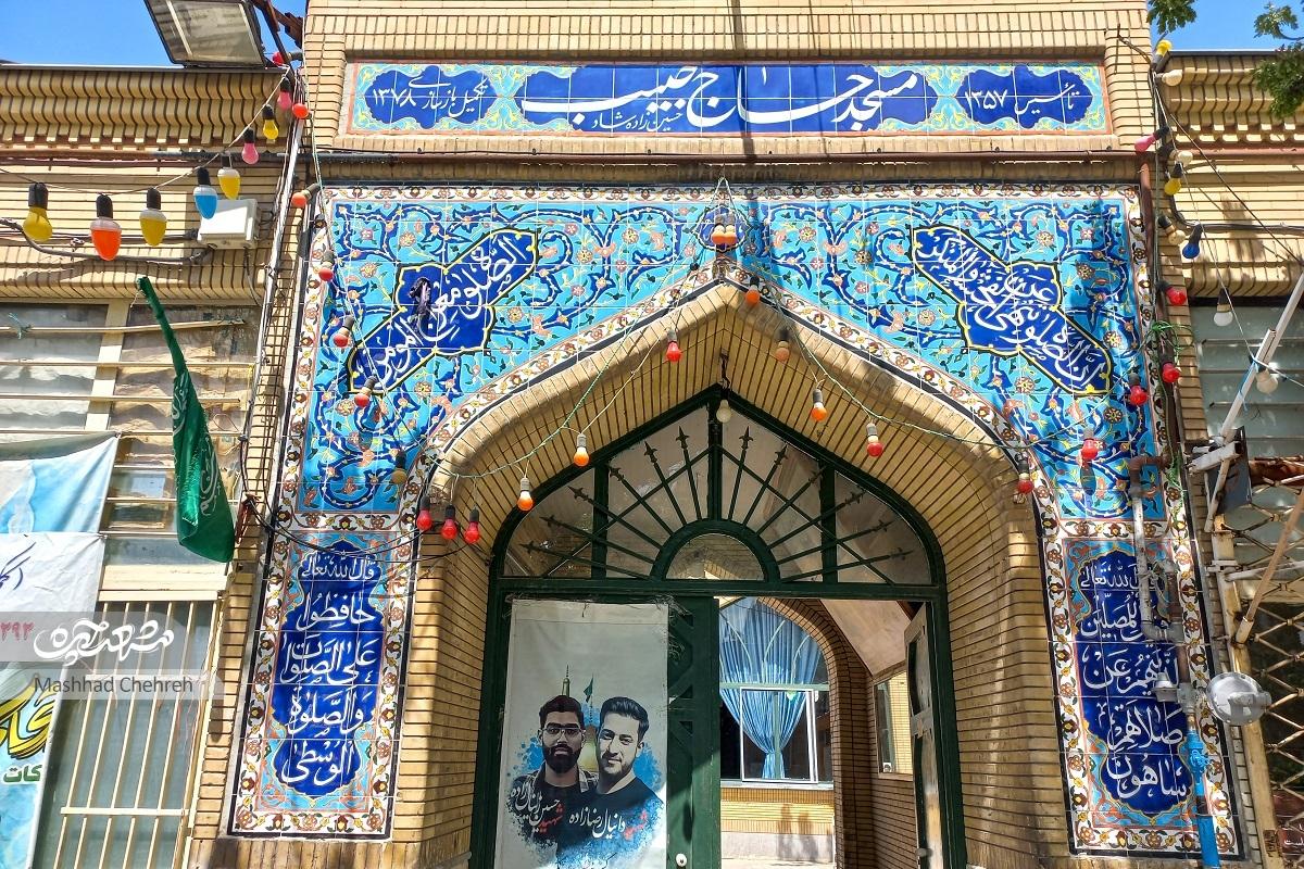 کوچه سرسبز و خاطره‌ساز در محله مسلم