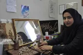 نجمه رحمانی معرق&zwnj;کار جوان محله جاهدشهر است