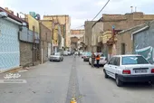 کوچه شهید&zwnj;علی شکری، به مسجد ۱۰۰ ساله آراسته است