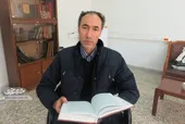 هادی بتوان&zwnj;یار، با گوش کردن کاست، قاری شد