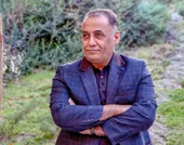وقتی کارآگاه به جای پول داخل کیسه می&zwnj;رود!