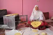 اهالی جاهدشهر هنوز به هم نان قرض می&zwnj;دهند!