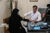 دکتر عابدی در کنار طبابت، معتادان را ترک می&zwnj;دهد