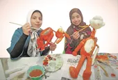 دختران عروسک&zwnj;ساز محله عنصری