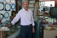 ۴ دهه ساعت‌سازی اوستا رضا؛ دقیق و منظم