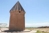 میل&zwnj;اخنگان؛ محل اولین ملاقات فردوسی و سلطان محمود