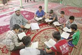 حجت&zwnj;الاسلام دهنوی ۴ هزار نوجوان را جذب مسجد کرده است