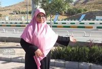 زندگی شهری اکرم صالحی در طبیعت سرافرازان