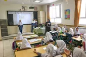 باید عاشق باشی تا بتوانی در گلشهر معلمی کنی!