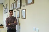 بوم قنبرپور به وسعت دیوارهای مشهد است