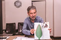 فرزان نصیری، مهندس عمران انقلاب