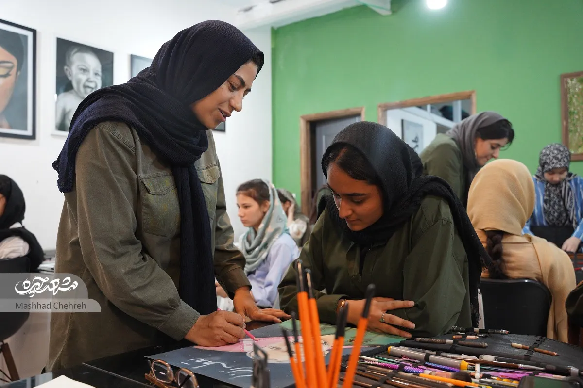 آموزشگاه نقاشی دختران