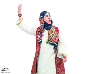 معلم نقال، در کلاسش یاد فردوسی را زنده نگه می‌دارد 