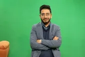 مجری&zwnj;گری برای مهدی کامکار از خدمت به زائران پیاده شروع شد