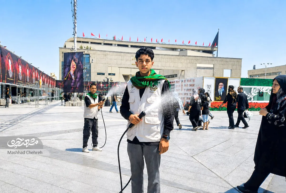 زائران پیاده زائران پیاده