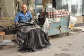 کاسب محله احمدآباد نان اخلاق خوبش را می&zwnj;خورد