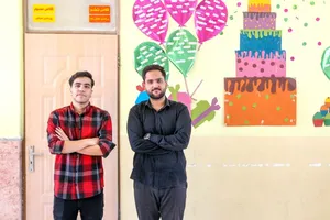 معلم و دانش‌آموزان در پی پویش آزادی زندانی‌های غیرعمد