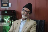مغازه&zwnj;دار محله راهنمایی خاطرات سفر را کتاب&zwnj; کرده است