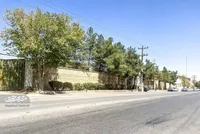 مسیر سرسبز صنعت در خیابان کاظمیه یک