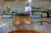 حاجی&zwnj;ذاکر خبره پخت شُله مشهدی است