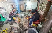زندگی&zwnj;های گره خورده به کارگاه زنجیربافی