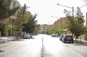 کوچه پرجمعیت و کم&zwnj;امکانات در حجاب ۸۸
