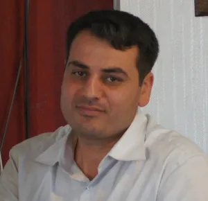 img-profile-author