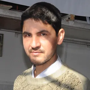 img-profile-author