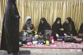 وقف هنر با تربیت ۸۰۰ بانوی هنرمند