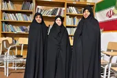 همسایگی در پایین&zwnj;خیابان به بلندی یک عمر