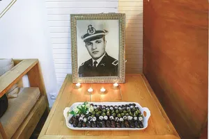 سرگرد سوزنچی جانش را برای جزایر سه‌گانه ایران داد