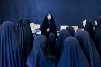 دورهمی نوجوانان محله فاطمیه در مسجد چهارده معصوم(ع)