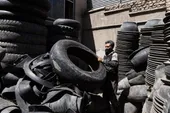 اینجا لاستیک&zwnj;ها دلو می&zwnj;شوند 