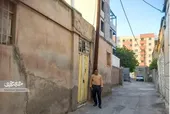 هیجان دیدن فیلم جنگی در حسینیه حاج&zwnj;رجب