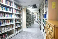 درِ کتابخانه مرکزی شهرداری  مشهد به روی عموم باز است