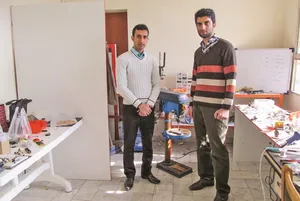 مغزهای عالی، جیب‌های خالی!