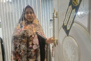 ۲۳ سال روضه‌داری بی‌بی‌امجد موسوی در محله انقلاب