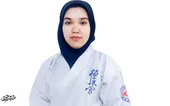  قهرمانی با دست شکسته