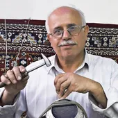 سید جعفر قوامی پدر قلمزنی مشهد است