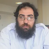 نیکو مثل علی&zwnj;آقا، شاعر جوان محله سیدی