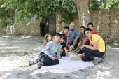 رسم دیرینه توت&zwnj;خوری در حاجی آباد