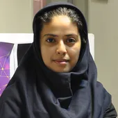 فاطمه سارونی شادی و غمش را با شعر ثبت می&zwnj;کند