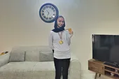 نگین حبیبی مدال طلای ژیمناستیک کشور را به گردن آویخته است