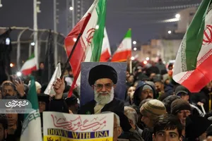 اجتماع خودجوش مشهدی‌ها در سوگواری رهبر شهید