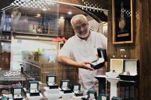 انگشترسازی با ترکیب خوش‌نویسی و حکاکی