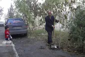 سید ابراهیم جبلی باغچه مقابل خانه&zwnj;اش را فضای سبز کرد