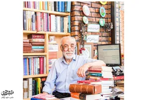 کتاب‌فروشی فلسطین محل رفت‌و‌آمد شاعران بنام مشهد بود